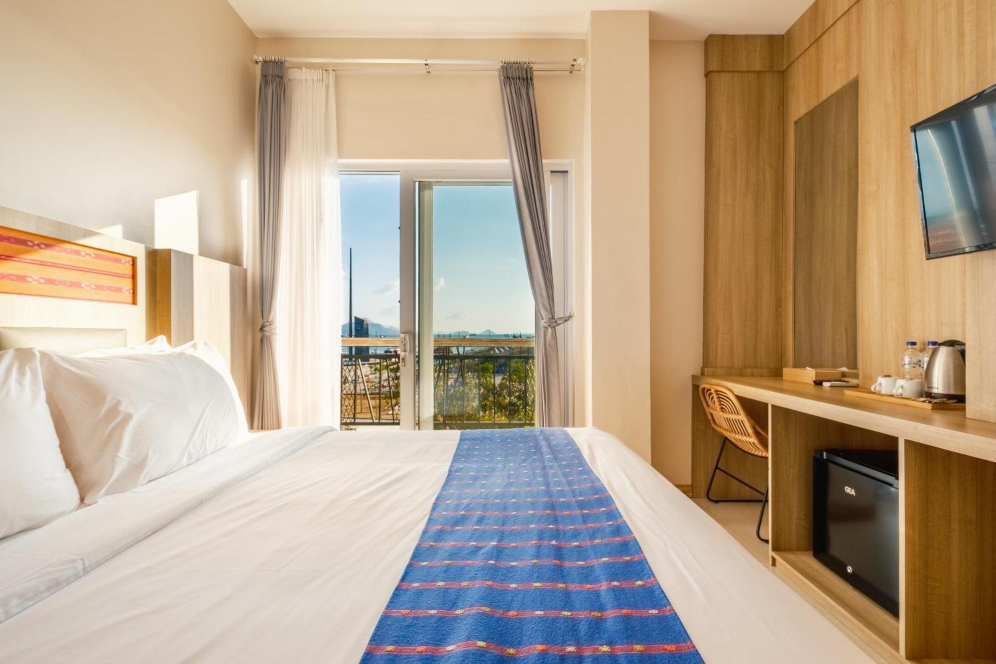 Dejavu 2.0 Hotel Bajo Komodo Labuan Bajo Zewnętrze zdjęcie