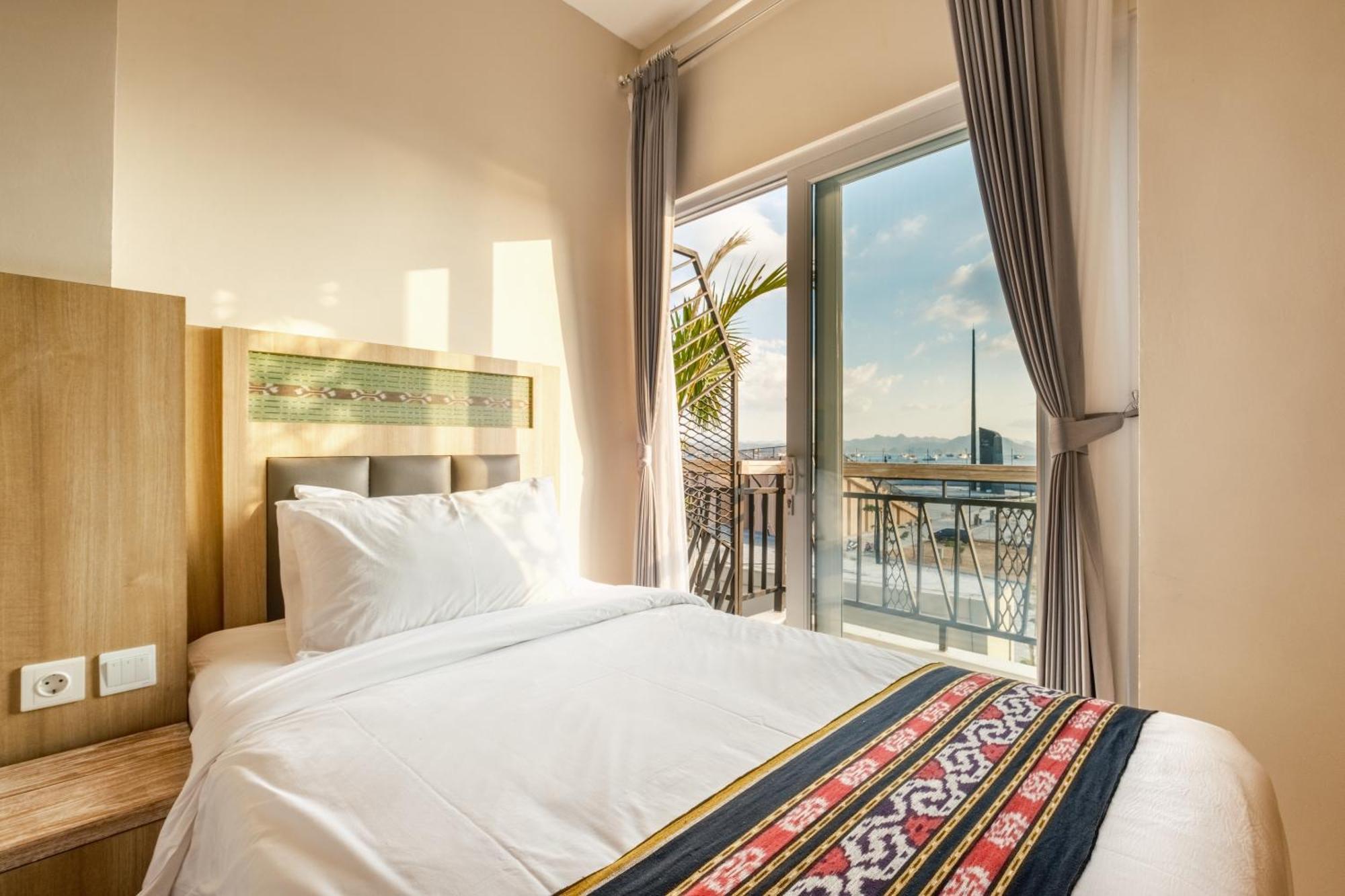 Dejavu 2.0 Hotel Bajo Komodo Labuan Bajo Zewnętrze zdjęcie