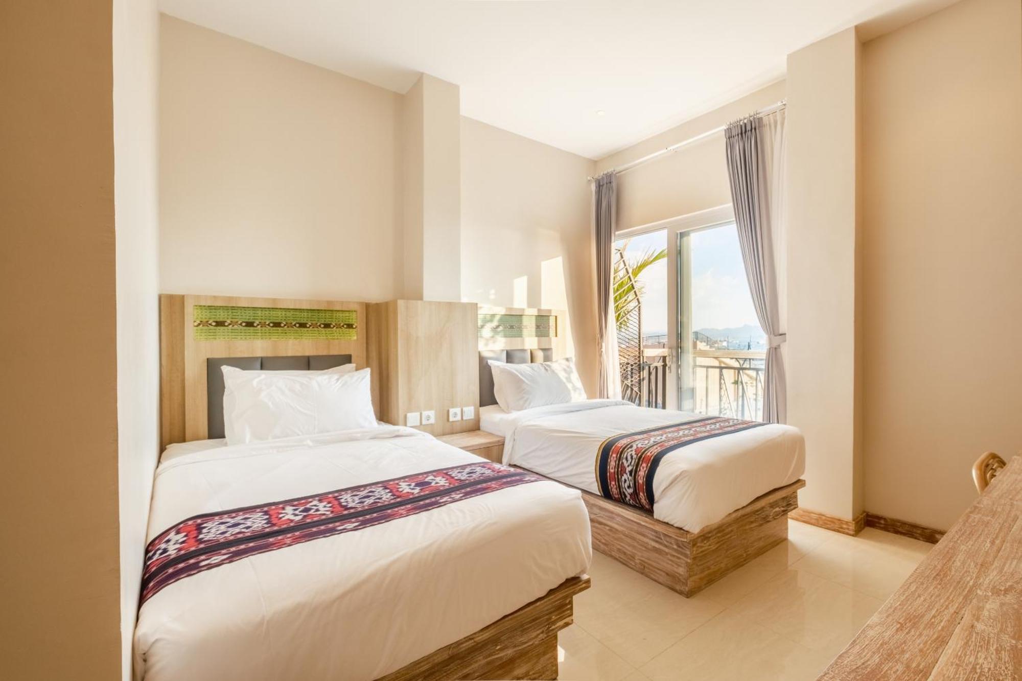 Dejavu 2.0 Hotel Bajo Komodo Labuan Bajo Zewnętrze zdjęcie